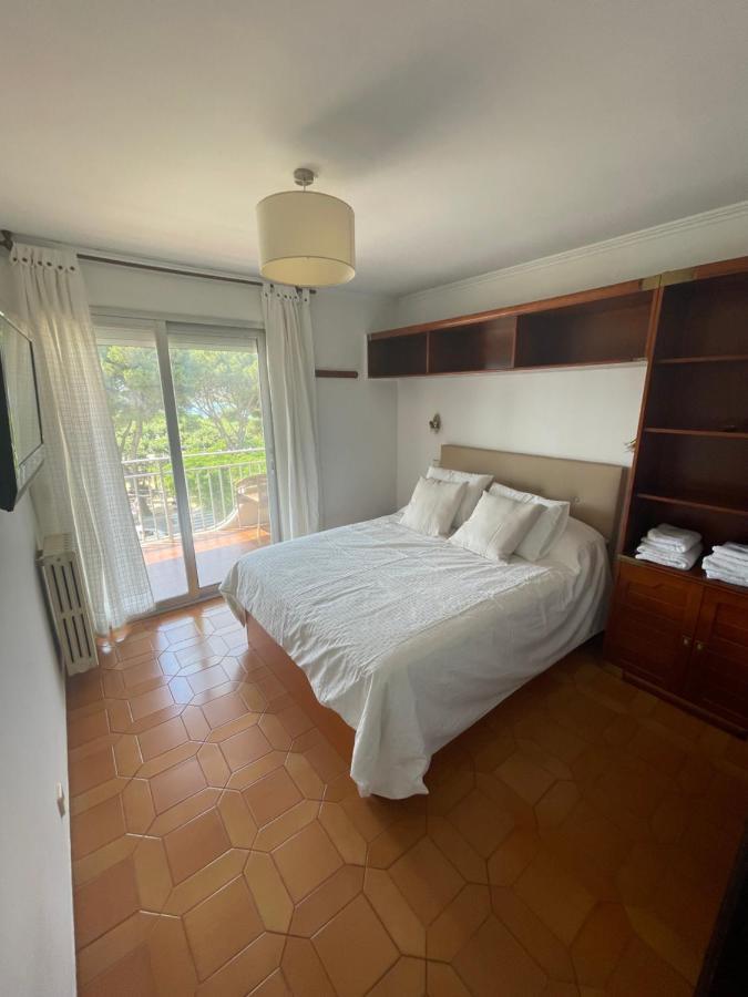 Апартаменты 1Ra Linea Platja De Sant Feliu Сан-Фелиу-де-Гишольс Экстерьер фото