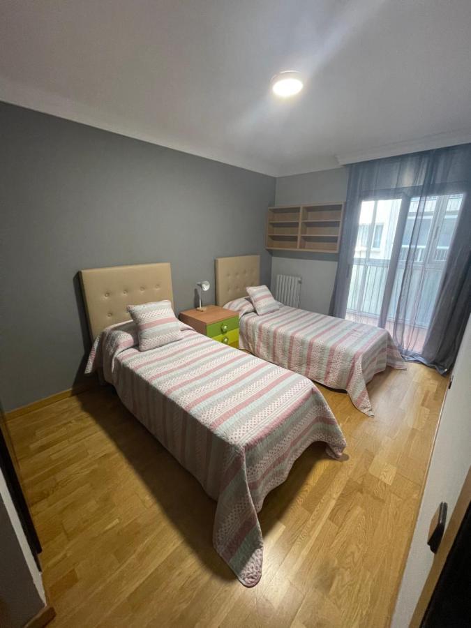 Апартаменты 1Ra Linea Platja De Sant Feliu Сан-Фелиу-де-Гишольс Экстерьер фото